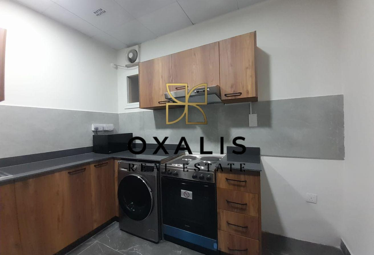 AMAZING 2 BHK APRTMENT WITH GOOD FINISHING