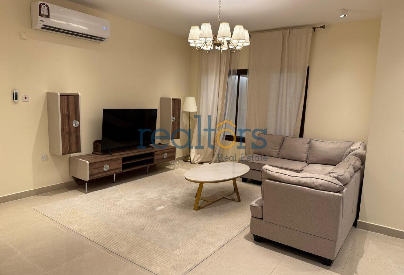 Amazing 5 Bedrooms Villa With Outdoor Majlis - Villa in Al Waab Street