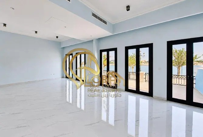 VENICE-INSPIRED LUXURY TOWNHOUSE | 3BEDROOM + MAID