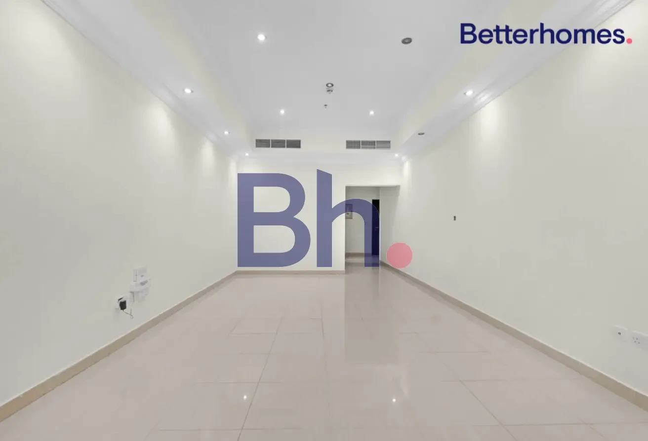 PERFECT LOCATION | UN FURNISHED | MONTHS FREE - Apartment in Al Sadd