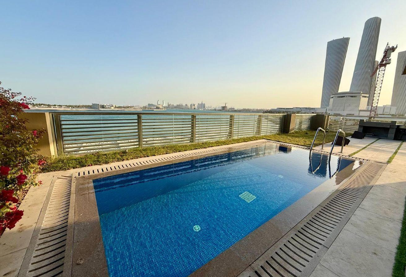 Semi Furnished - 3BEDROOMS+MAIDS - Private Pool - Apartment in Seef Lusail