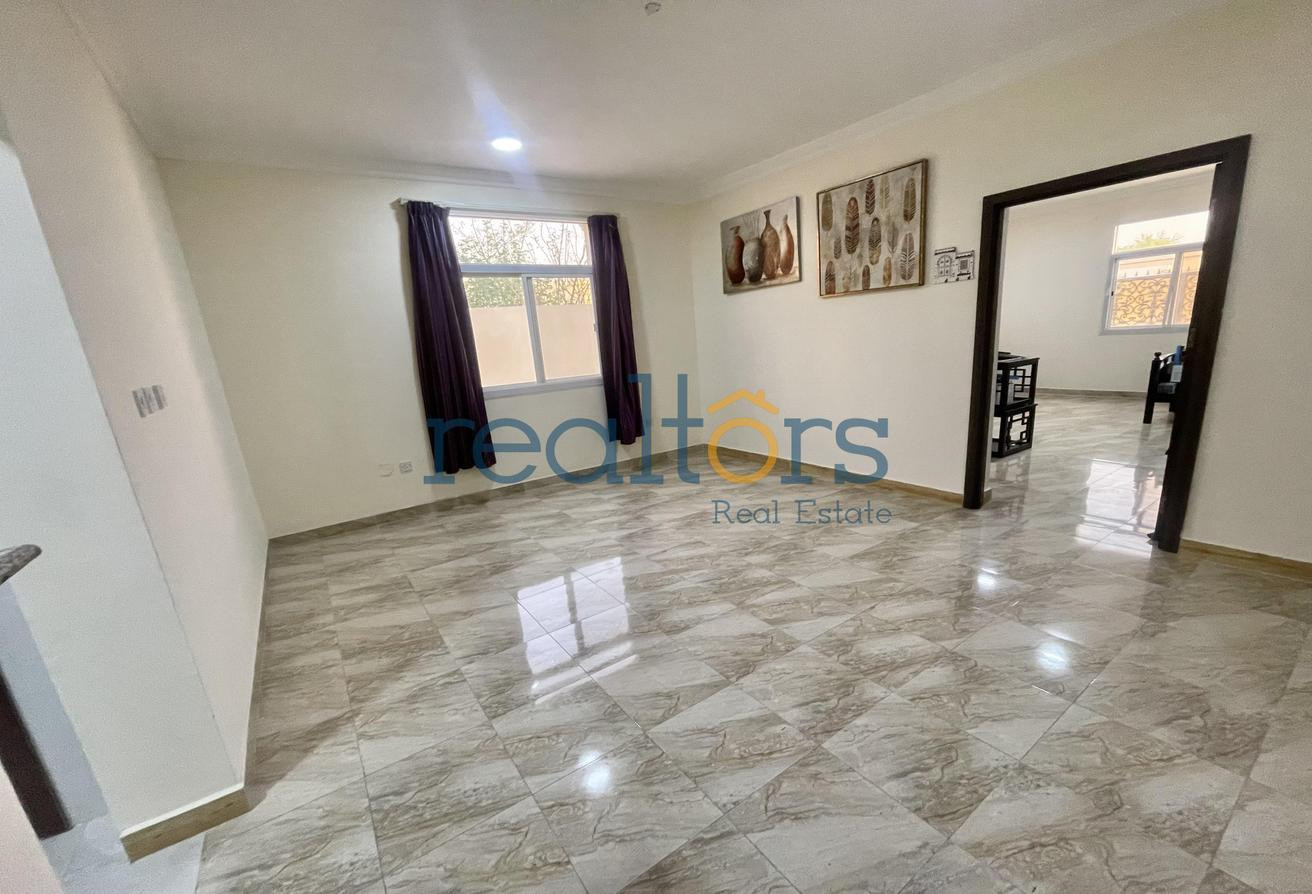Massive Executive Female Staff Villa | 8 Master BR - Villa in Al Gharrafa