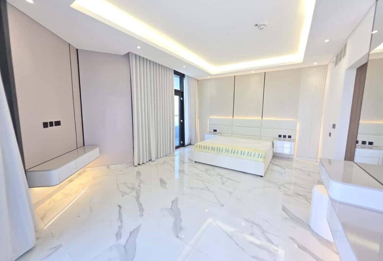 BRAND NEW 2 BEDROOM APARTMENT IN LUSAIL MARINA - Apartment in Marina Tower 02