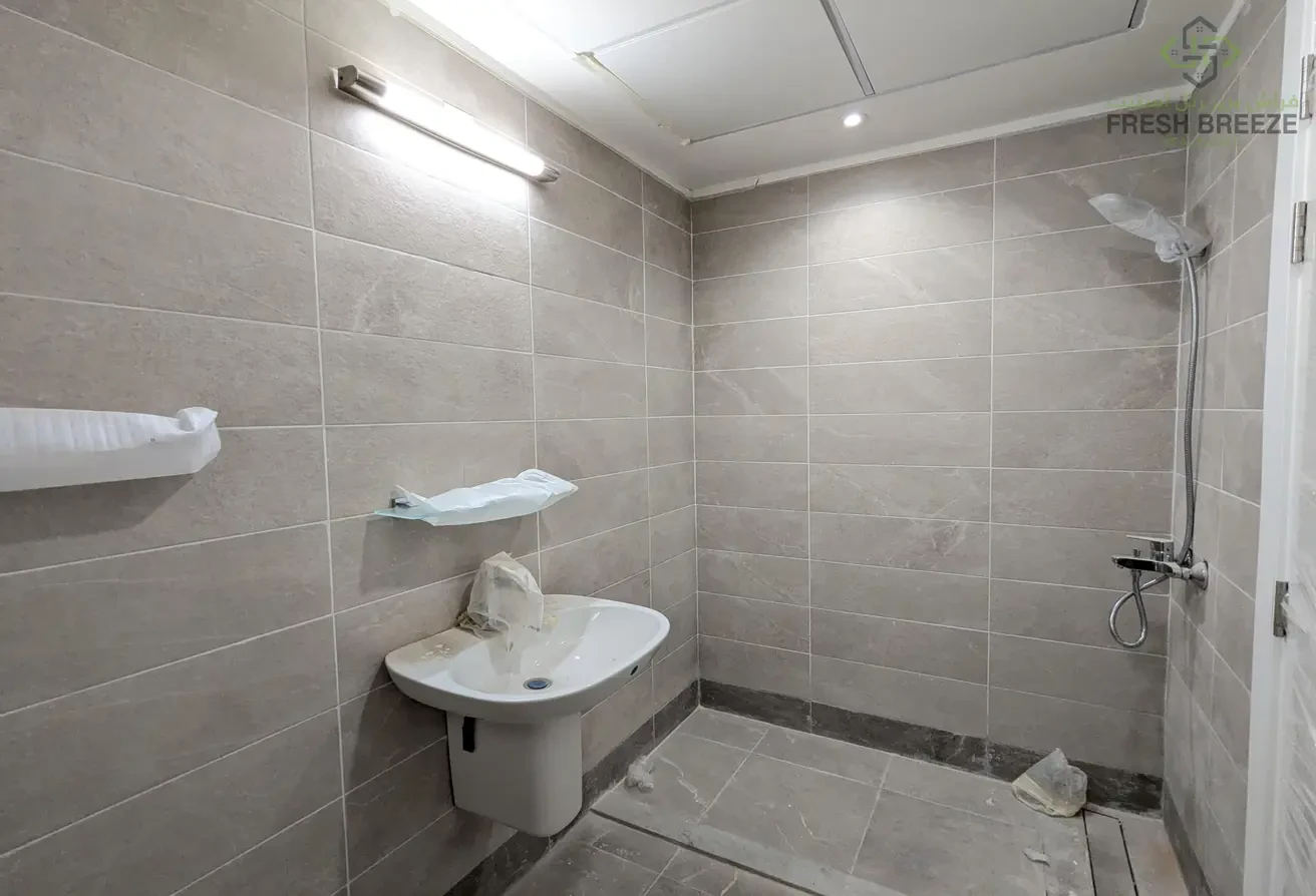 Brand New | 1 Month Free 3BHK For Family - Apartment in Al Aman Street