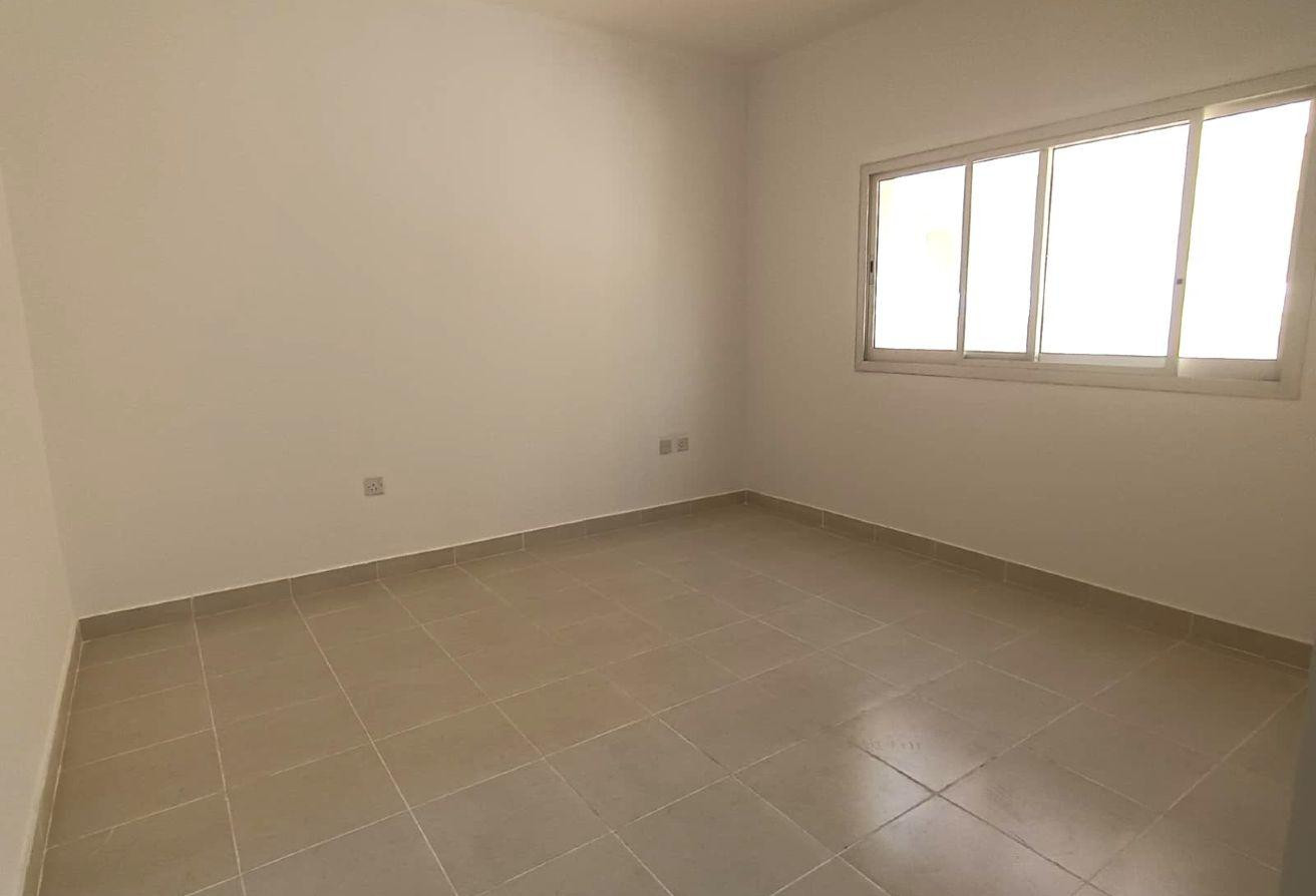 SPACIOUS UF 4BR COMPOUND VILLA WITH FACILITIES - Compound Villa in Ain Khaled
