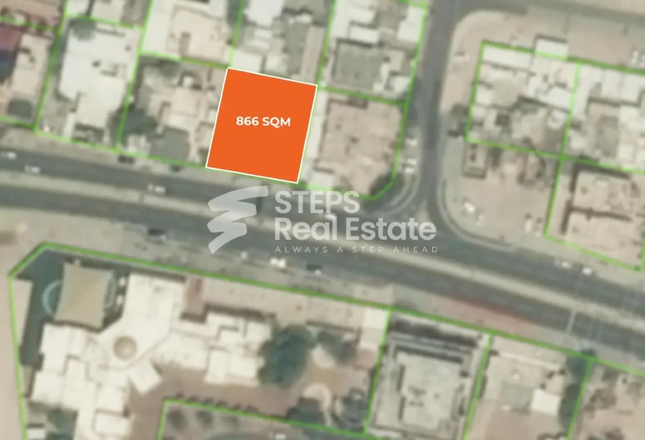 Buildable Residential Land of Old House for Sale - Labor Camp in Al Luqta