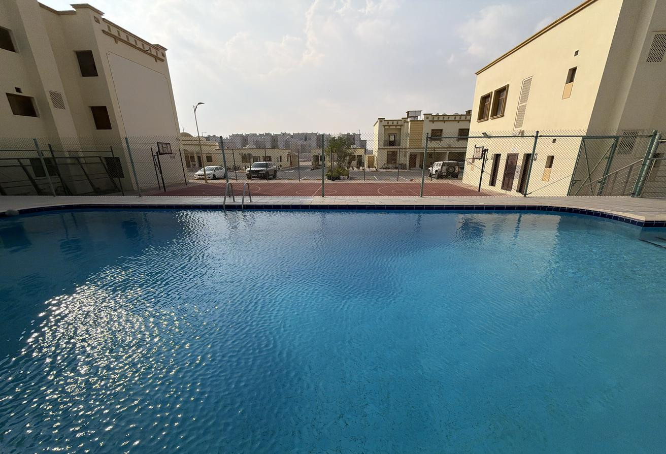 3BEDROOMS VILE INSIDE COMPOUND FULL FACILITIES - Villa in Al Khor