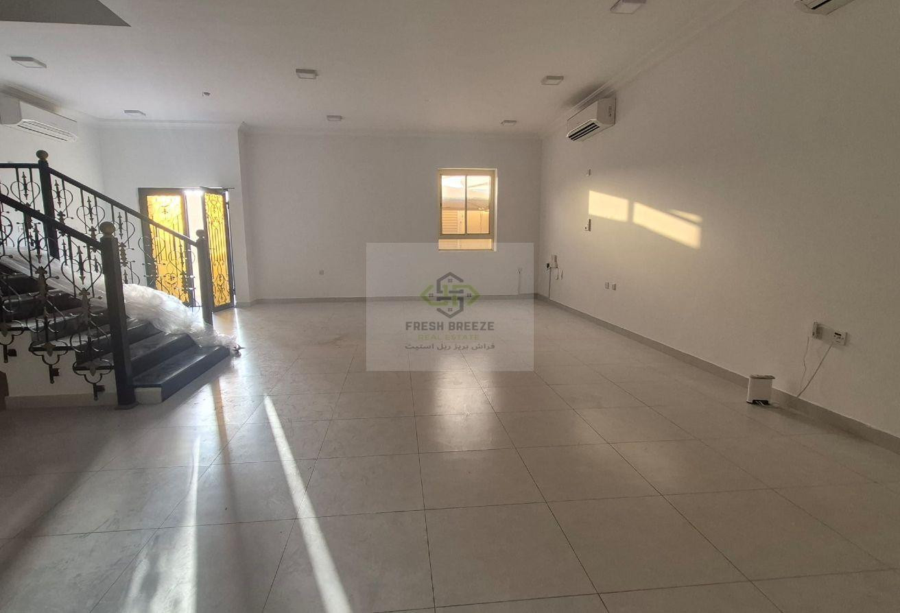 Un-Furnished 5BHK Stand Alone Villa In Thumama. - Villa in Al Thumama