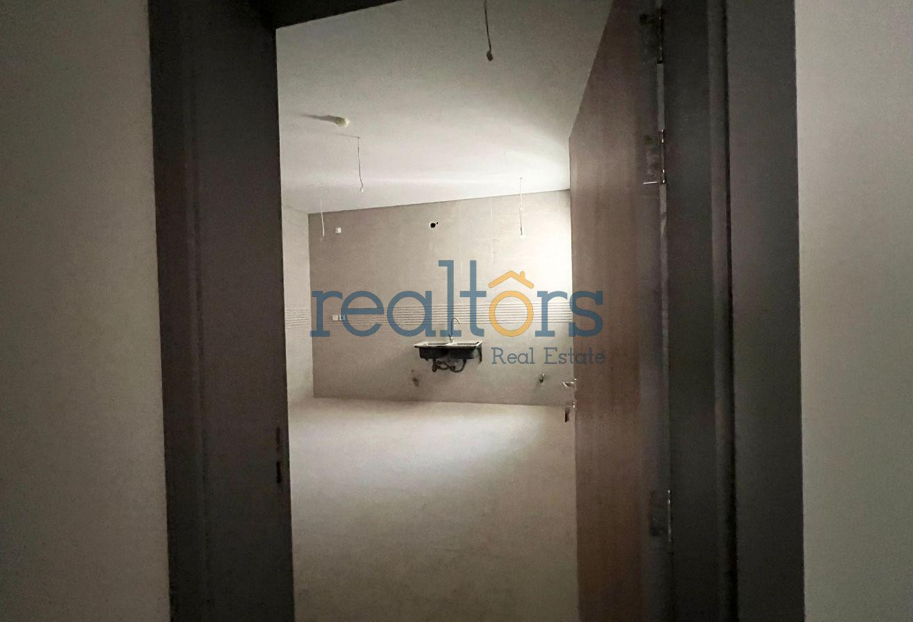 Luxury 11-Bedroom Villa with Elevator | Izghawa - Villa in Izghawa