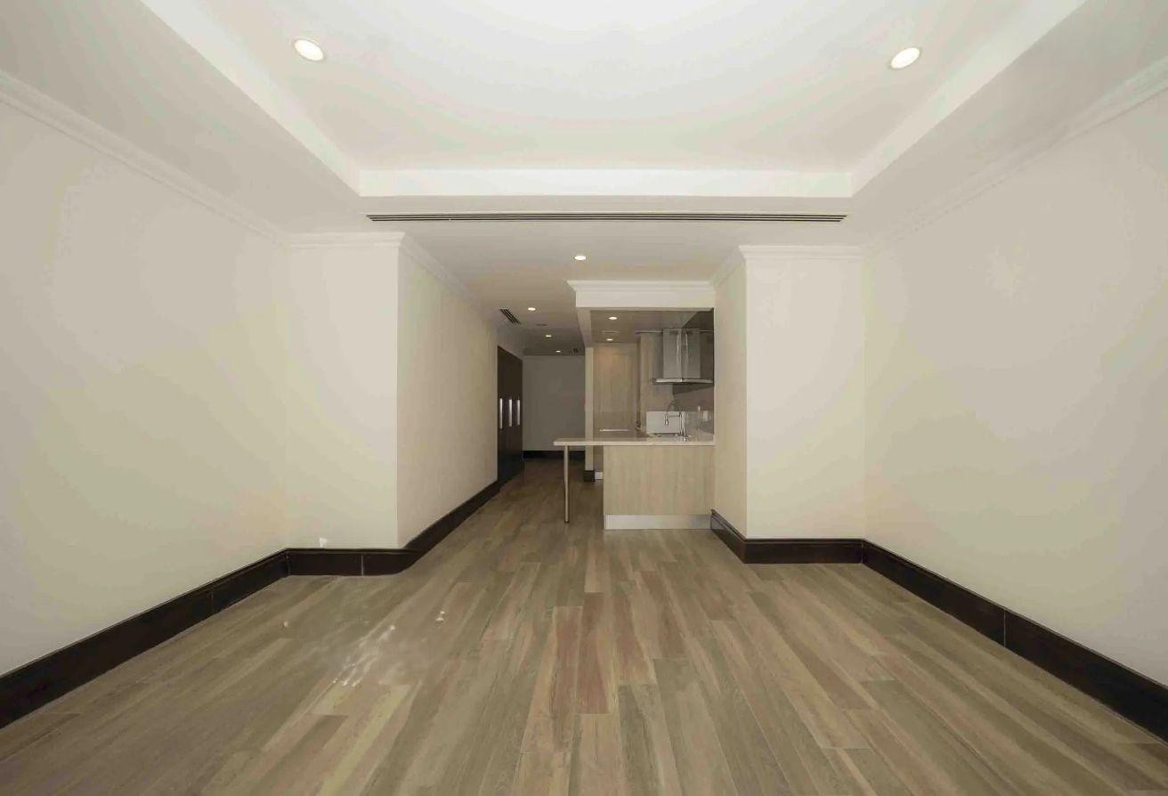 Elegant | Studio | Including Bills | 1 Month Free - Studio Apartment in Viva West