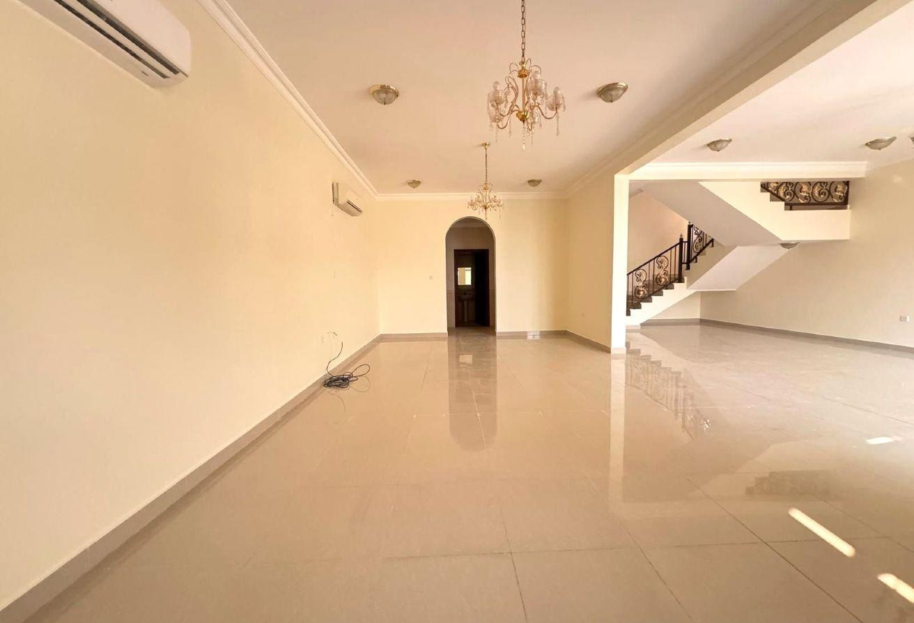 AMAZING DEAL! WELL-MAINTAINED 6BR SA VILLA - Villa in Al Thumama