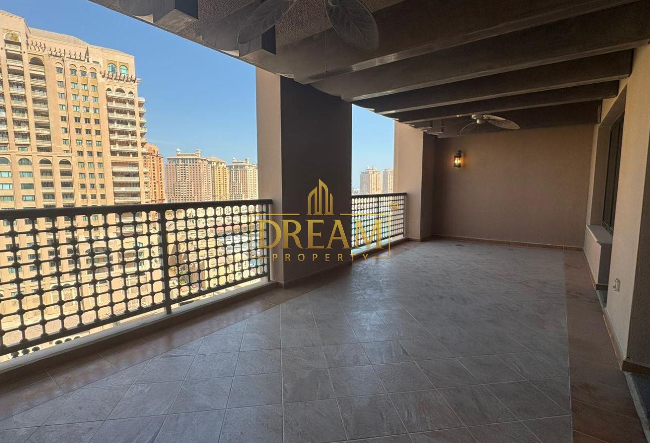 Big Balcony | Stylish Kitchen | Hot Deal | 2 BHK - Apartment in Marina Gate