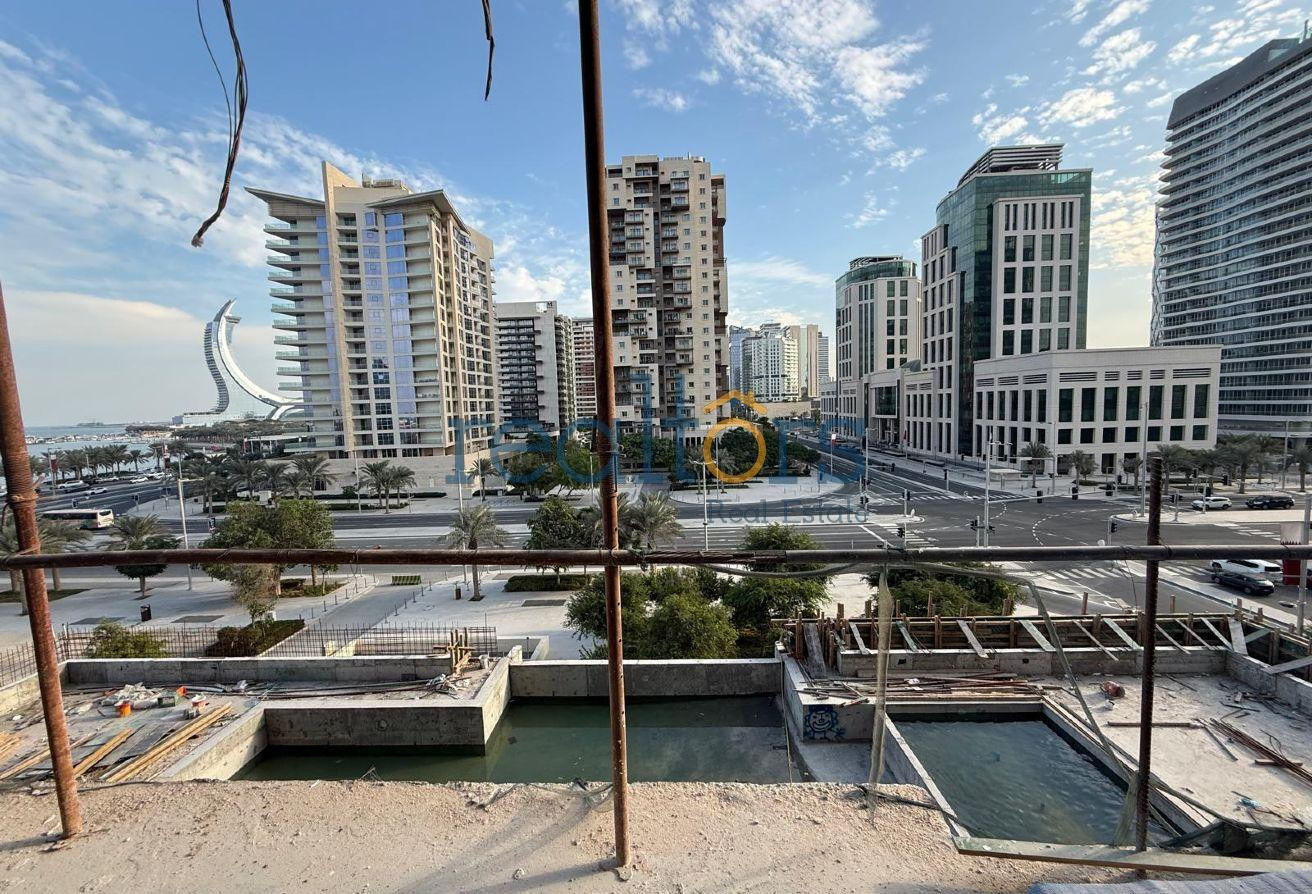 Modern-Style Off plan Furnished 1-Bedroom Apt - Apartment in Marina Tower 07