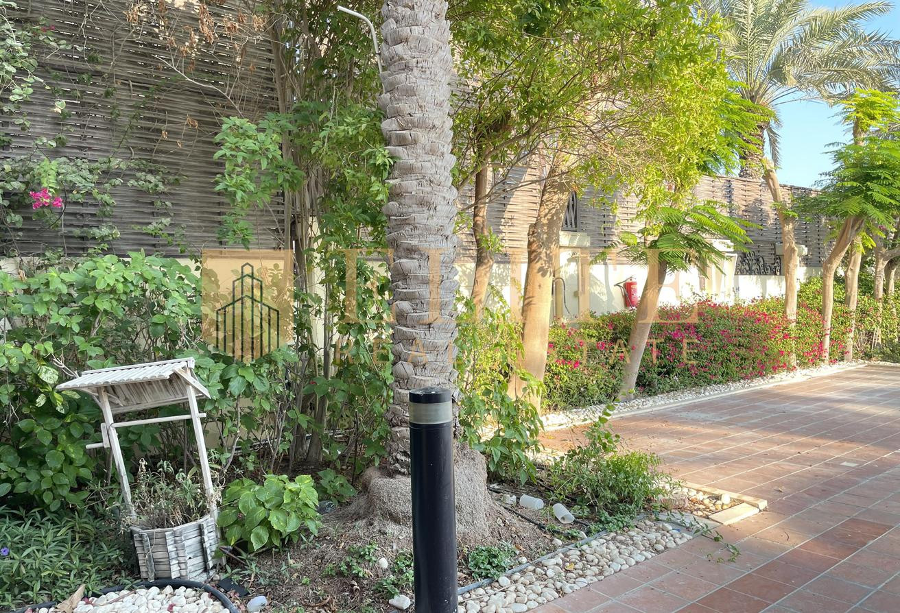 Luxurious standalone Villa Private Beach access - Villa in La Plage South