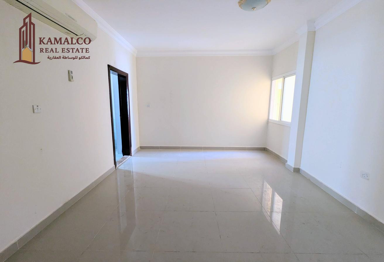Unfurnished | Spacious 2BHK | In Affordable Price - Apartment in Muntazah 7