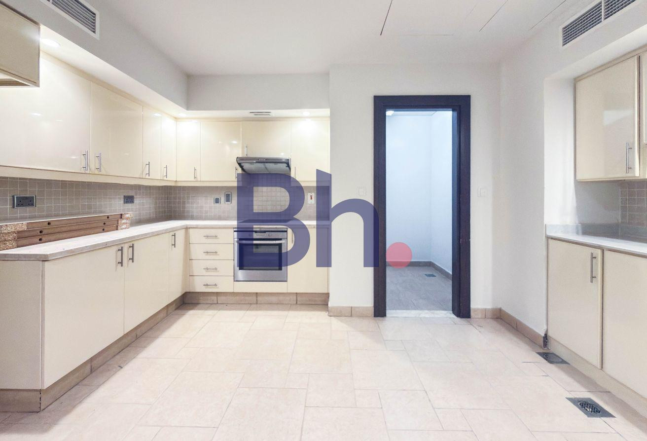 STUNNING | 2 BEDROOMS | MAID ROOM | STORAGE AREA - Duplex in Carnaval