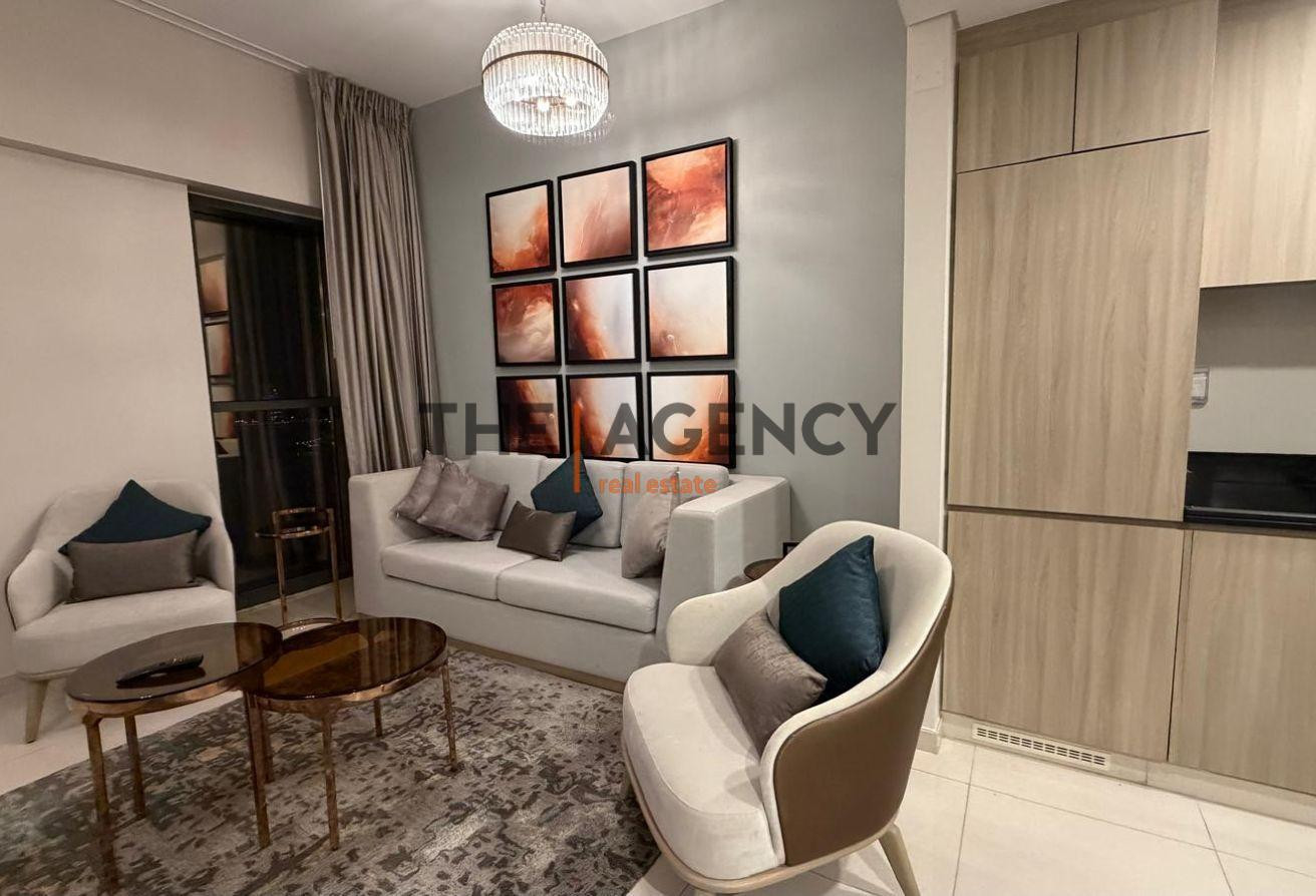 Bedroom Fully Furnished Apartment Total Sea View - Apartment in The Waterfront