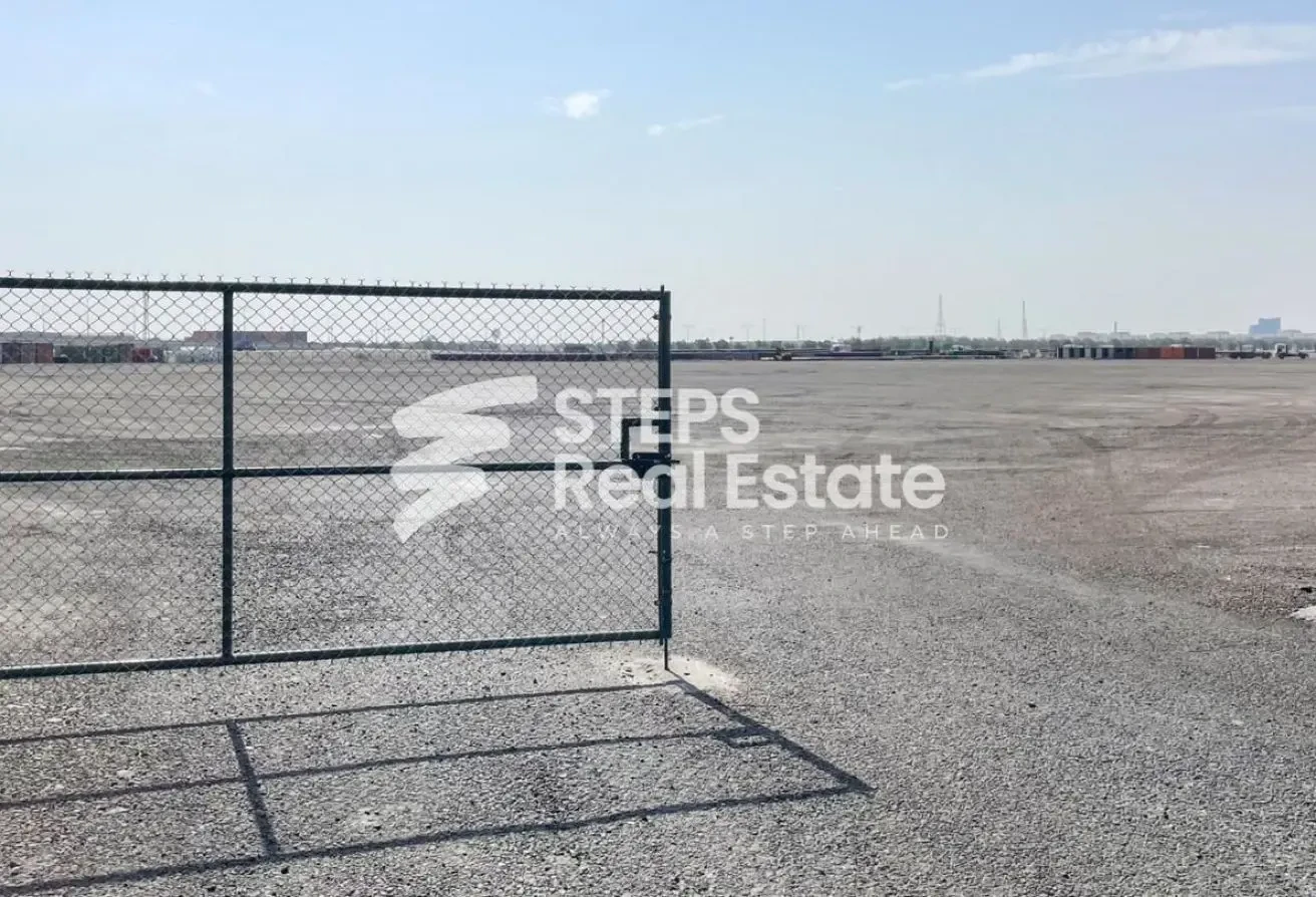 Storage Land for rent in Birkat Al Awamer - Labor Camp in East Industrial Street