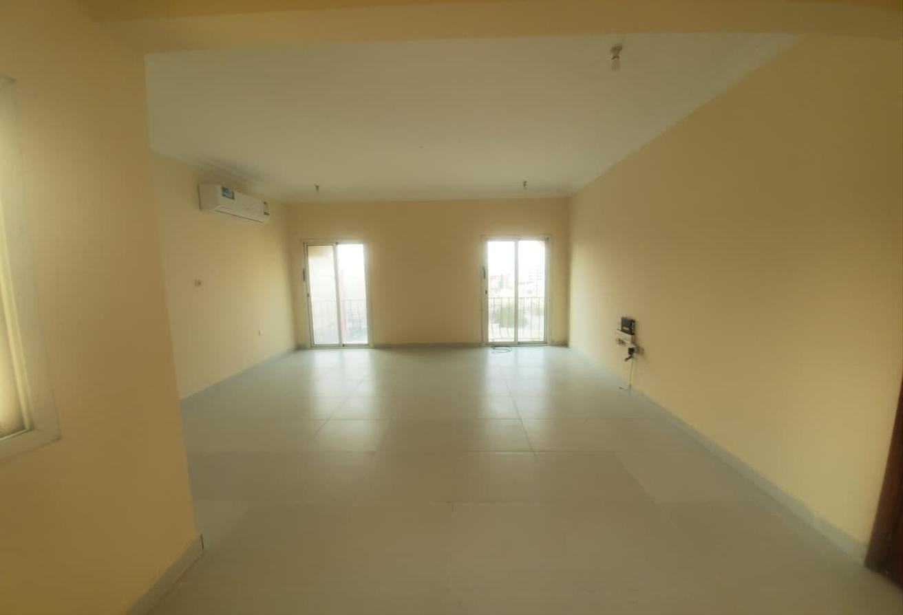 3 BHK Unfurnished Apartment available in Al Sadd - Apartment in T Block