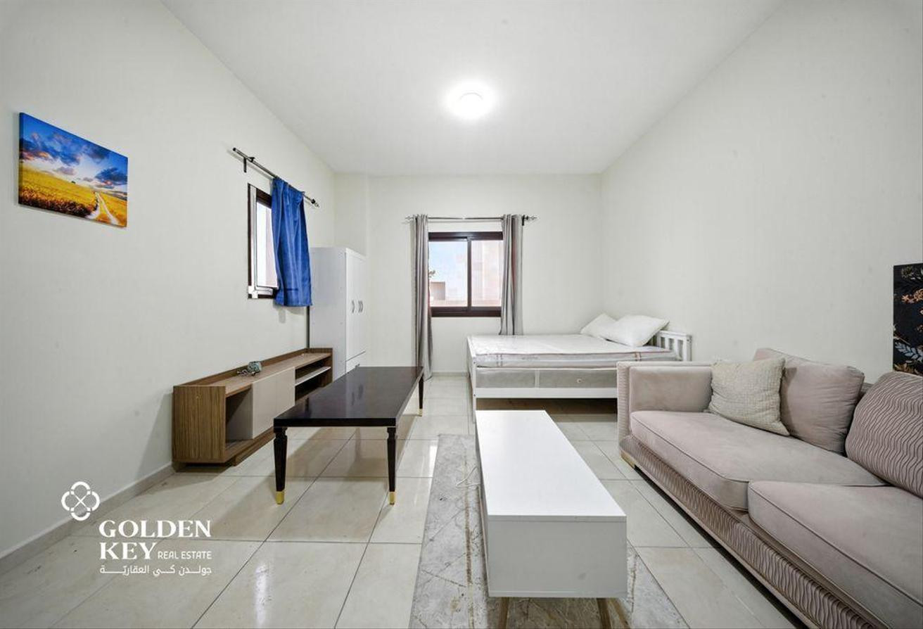 Including Bills | Elegant Studio Living | Furnished - Apartment in Piazza 2