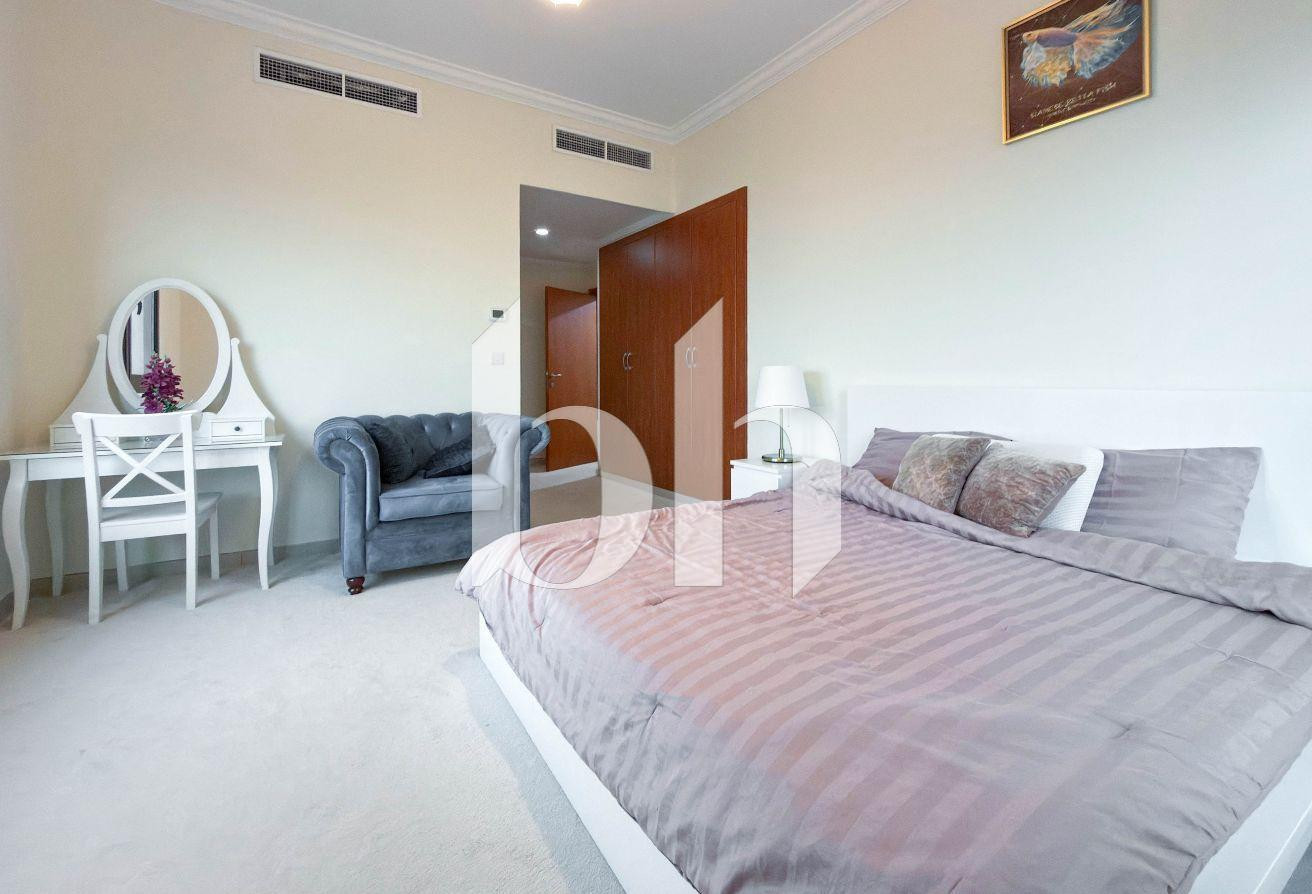 MODERN | 2 BEDROOMS | TITLE DEED AVAILABLE - Apartment in West Porto Drive