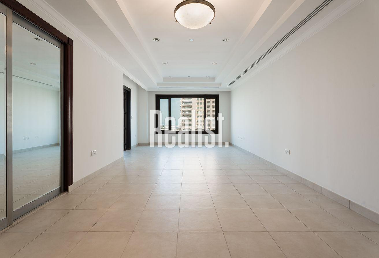 TITLE DEED | 2 BHK WITH MARINA VIEW | WITH BALCONY - Apartment in West Porto Drive