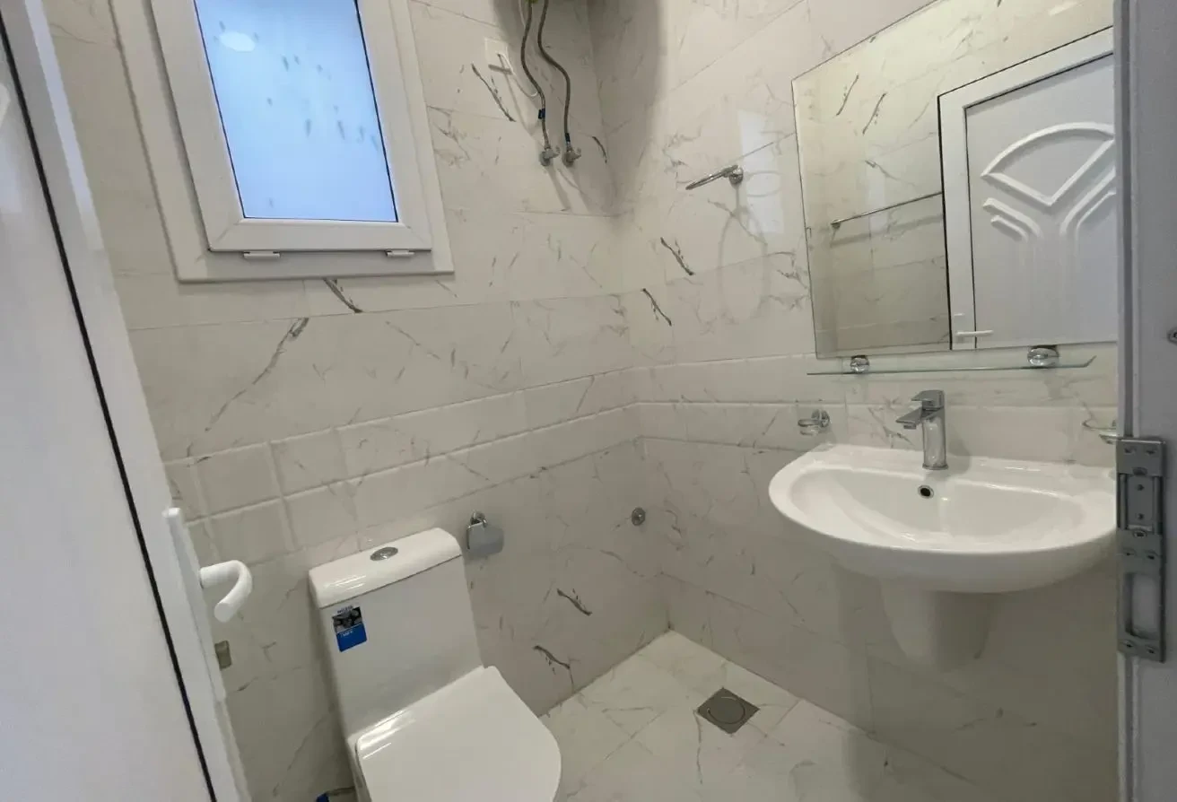 7 Master BHK in Great location - Compound Villa in Al Markhiya Street