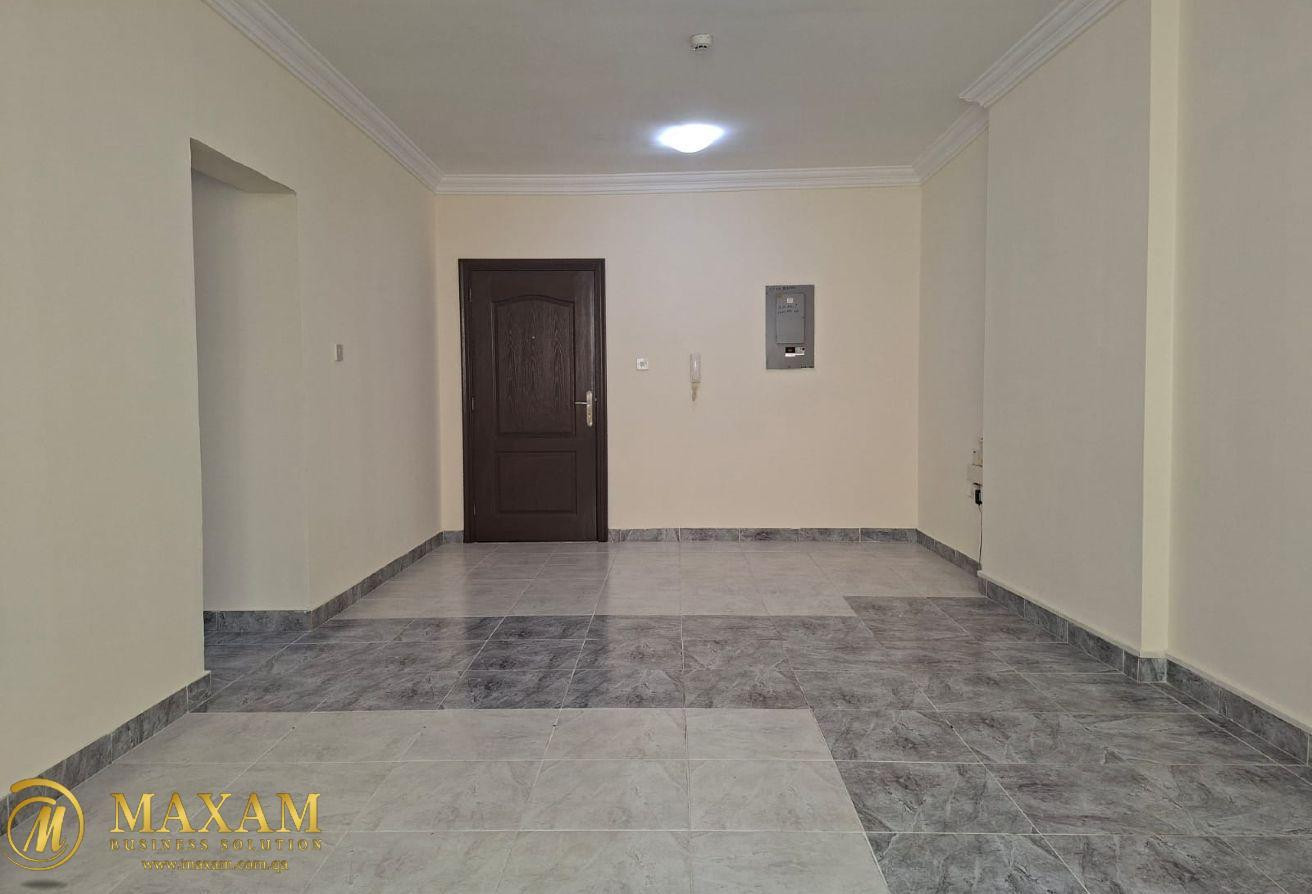 2 BHK UF APARTMENT AVAILABLE AT Al SADD: 4500 QAR
