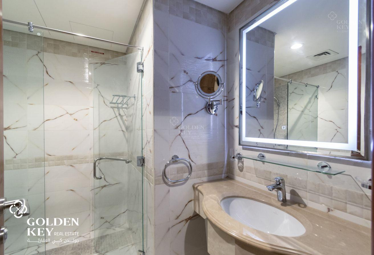 Ready to Move | Spacious Furnished 1BR | Fox Hills - Apartment in Residential D5