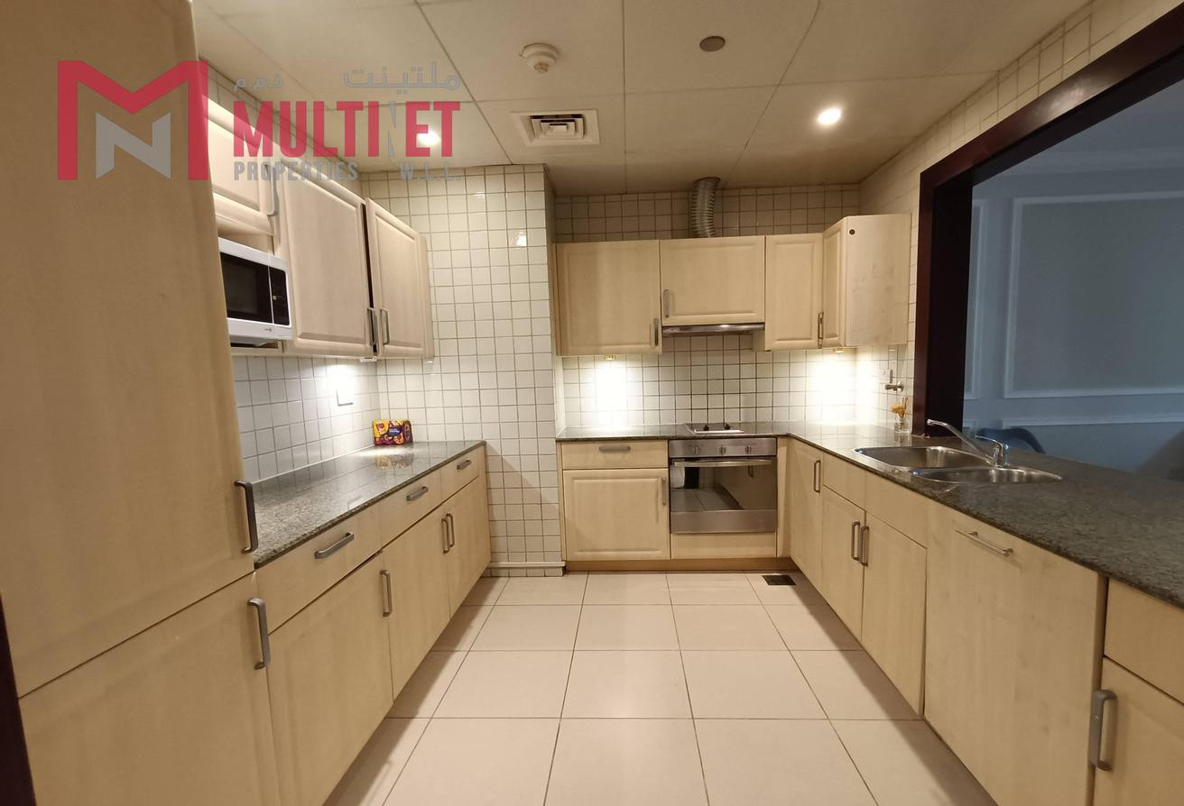 Elegant 1 BHK FF Apt | Luxury Living in the Pearl - Apartment in East Porto Drive