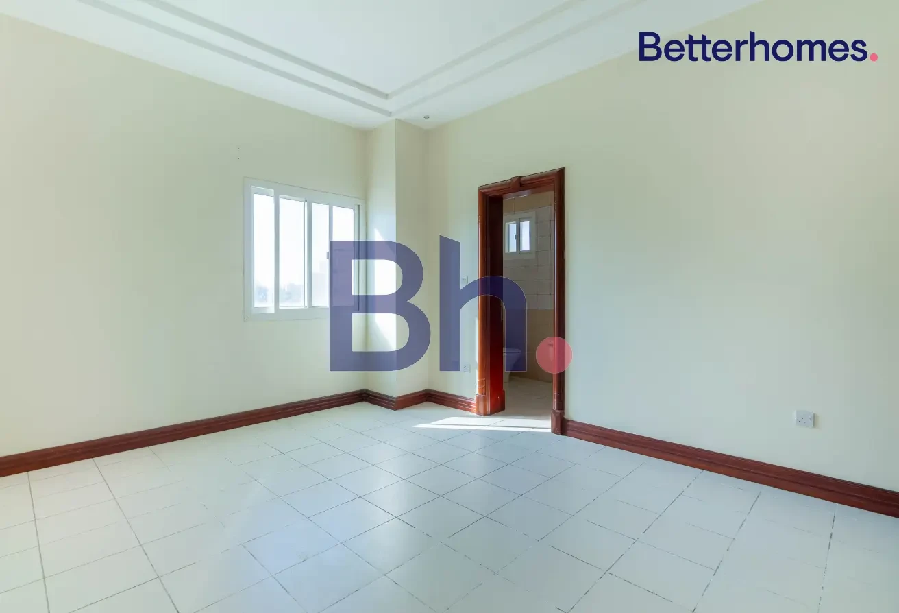 SPACIOUS 4BR VILLA WITH MAID’S ROOM | WEST BAY - Compound Villa in West Bay Lagoon