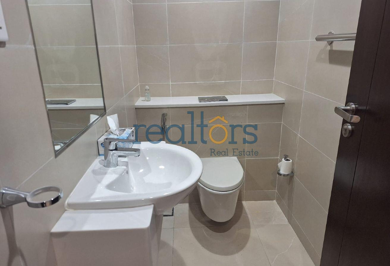 Modern style loft apartment with great amenities - Apartment in Al Mutahidah Tower