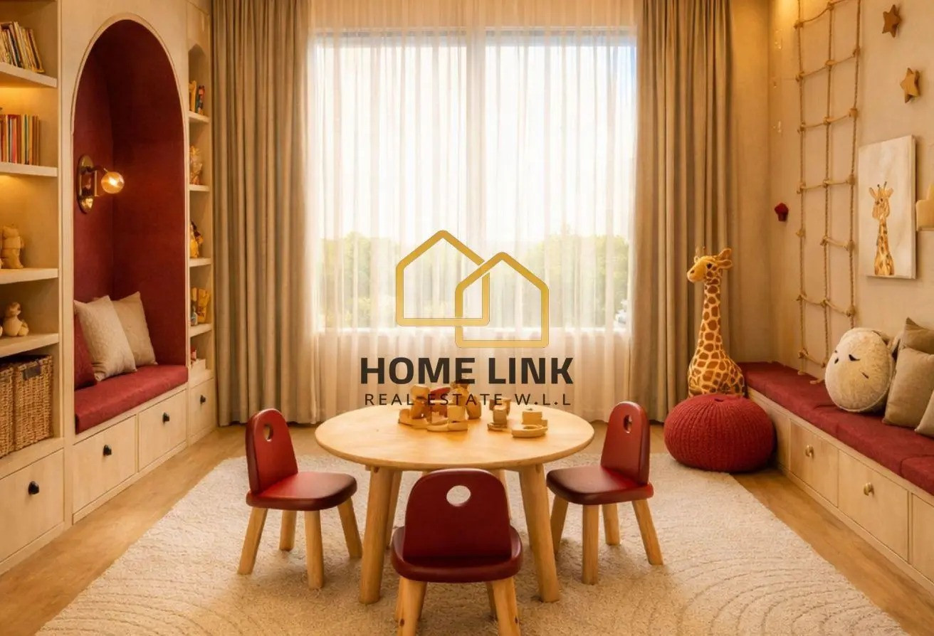 HURRY UP / GOOD INVESTMENT / STADUIM VIEW