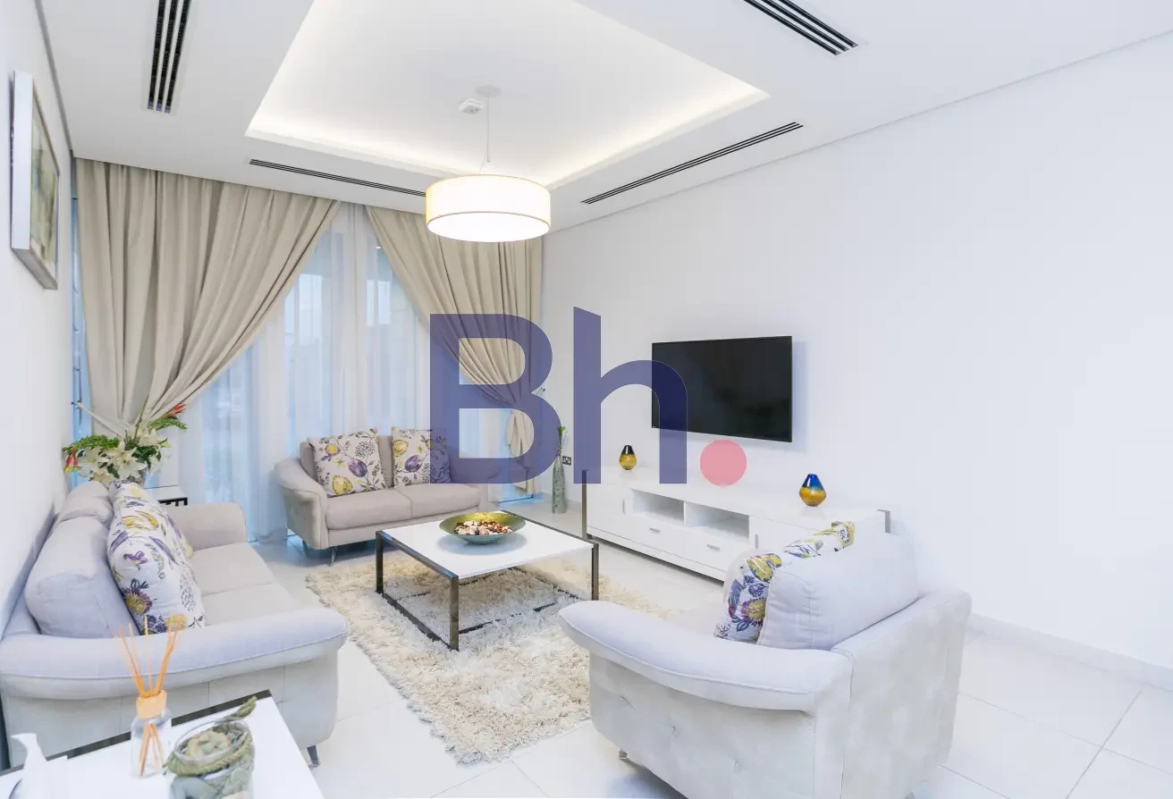 LUXURIOUS | 5 BEDROOMS | MONTH FREE - Compound Villa in AlMuraikh