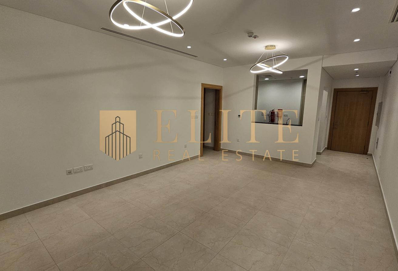 ELEGANT 2BHK plus Maid Semi Furnished in PEARL - Apartment in Floresta Gardens