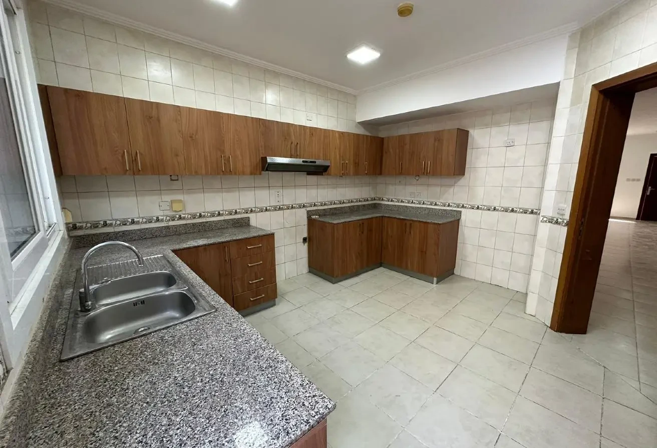 Lovely Calm Compound Modern Family Villa - Villa in Al Kharaitiyat