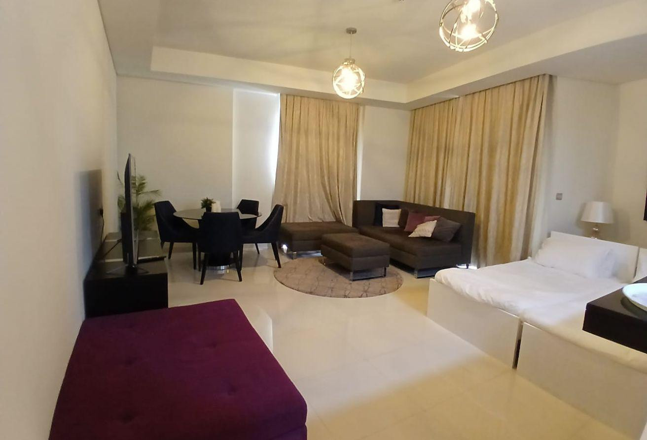 Free internet / all bills included/ prime location - Apartment in Burj DAMAC Waterfront