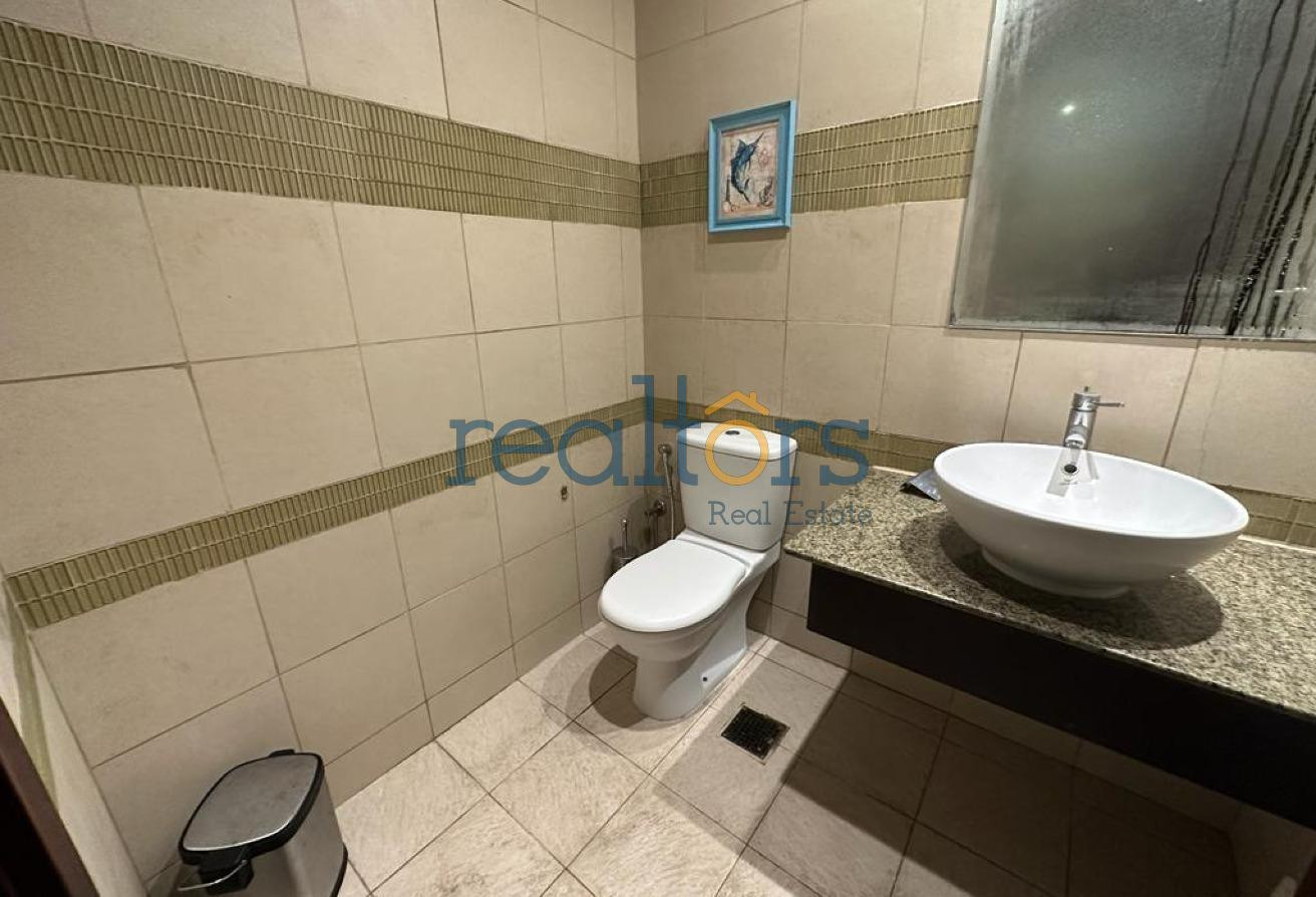 Massive 1Bedroom | Furnished | 2 Parking | Rented - Apartment in West Porto Drive