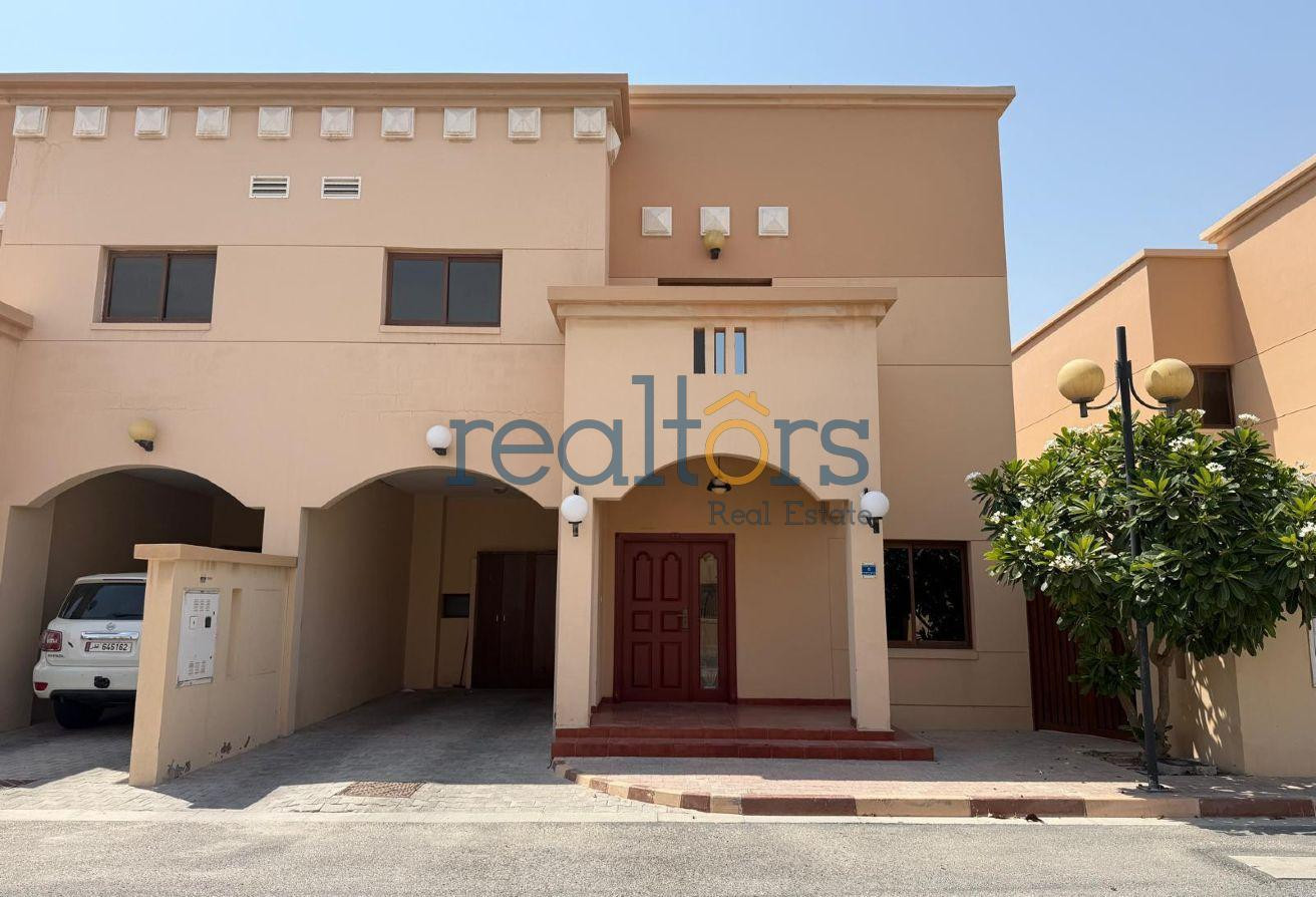 SPACIOUS | 3 BEDROOMS | LARGE BACKYARD - Compound Villa in Al Soudan