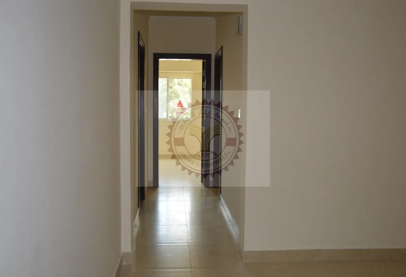 2bhk Unfurnished apartment only at 4000 QAR - Apartment in Najma Street