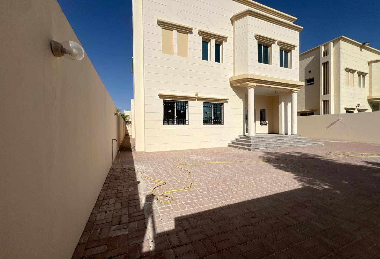 LUXURY 4BDR + MAID W/ STORAGE VILLA | PRIVATE POOL
