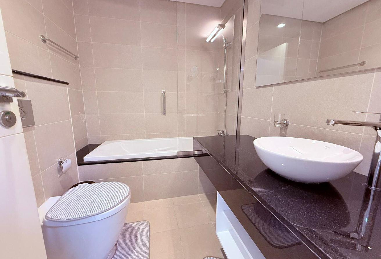 Including bills_One bedroom_furnished_waterfront - Apartment in Burj DAMAC Waterfront