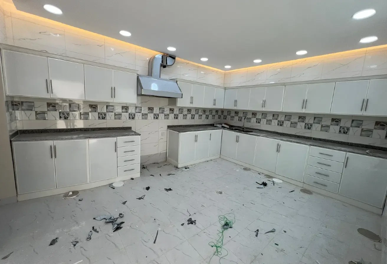 Brand new Standalone service or residential Villa - Villa in Umm Salal Ali