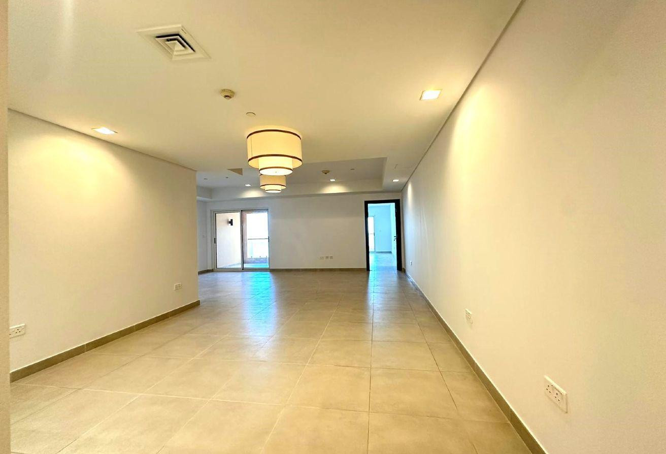 SEA VIEW SPACIOUS SF 1BHK APARTMENT | 2BALCONIES - Apartment in Viva West