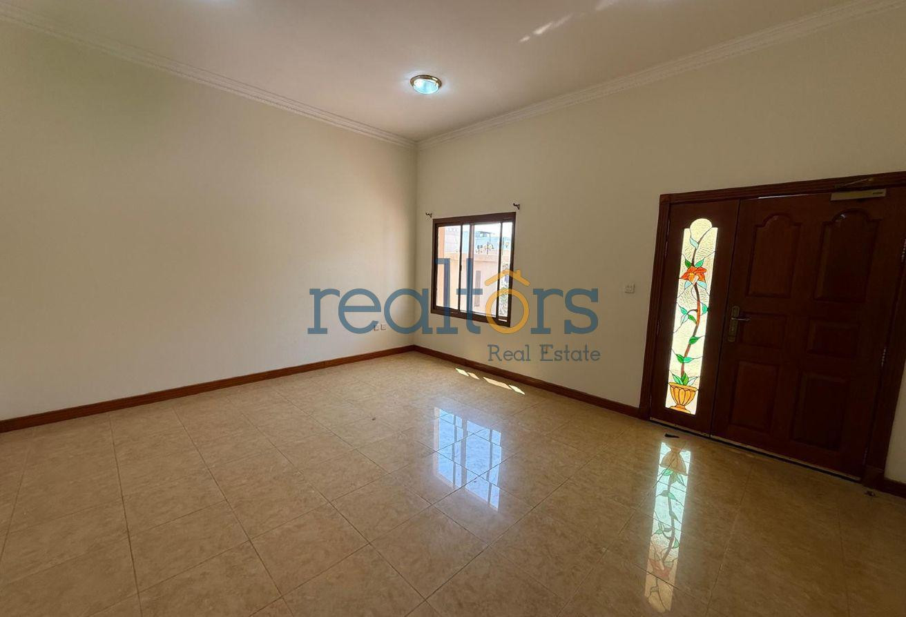 Stylish 3BR Villa with Pool and Garden - Compound Villa in Al Soudan