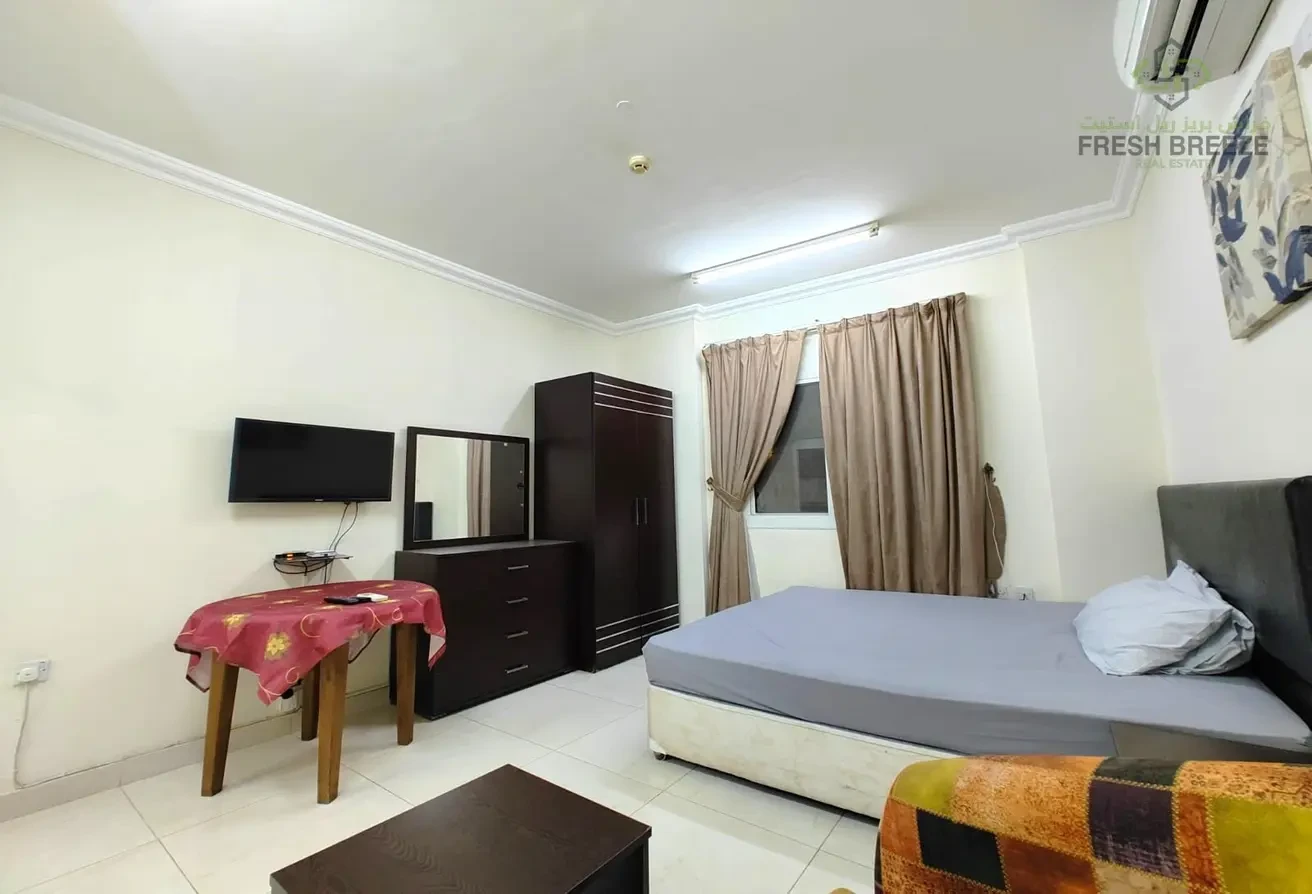 STUDIO ALL INCLUSIVE FOR FAMILIES NEAR C RING ROAD - Apartment in Umm Ghuwailina 4