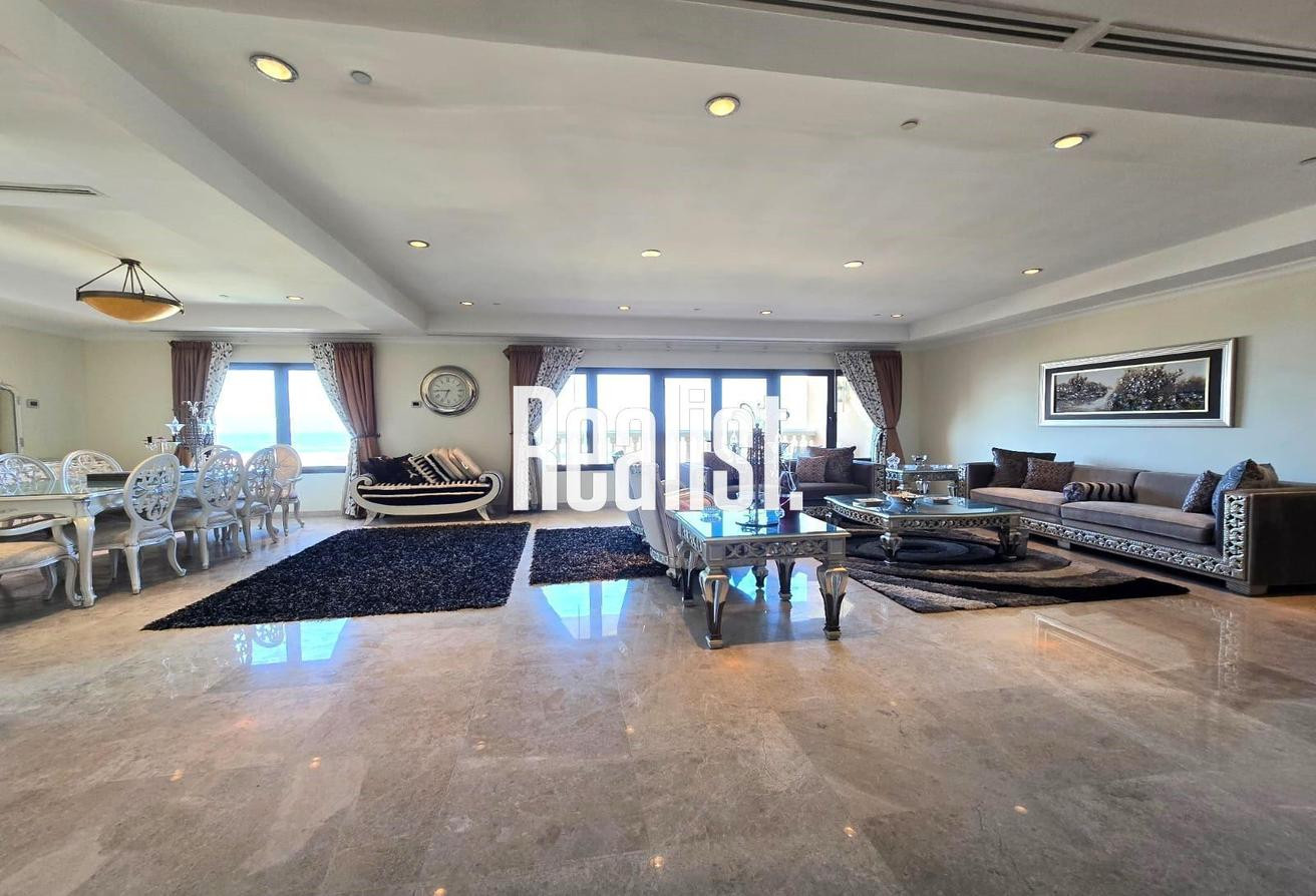 CONTEMPORARY | FURNISHED 3 BHK | WITH BALCONY - Apartment in Tower 14