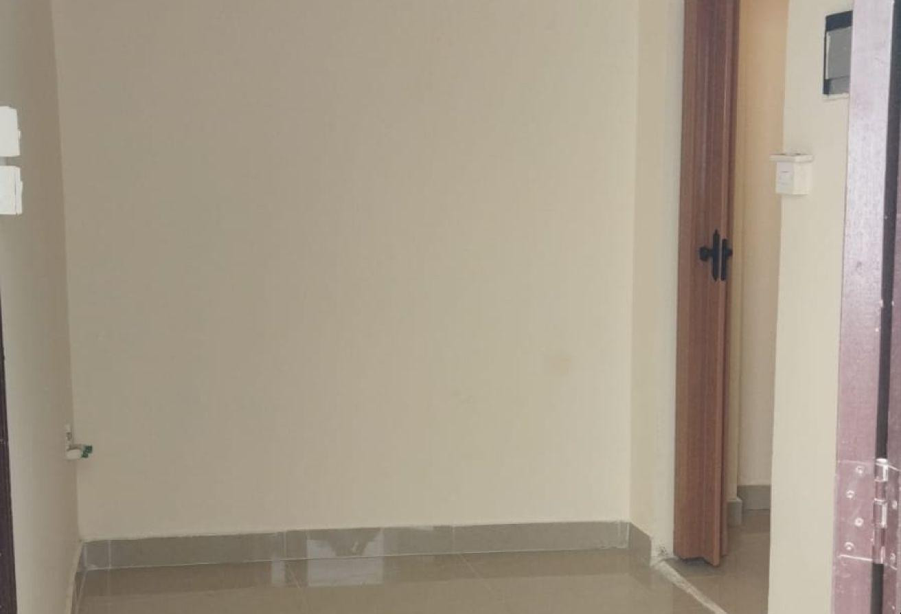 Al-Kharitiyat Bent House Room with kitchen family