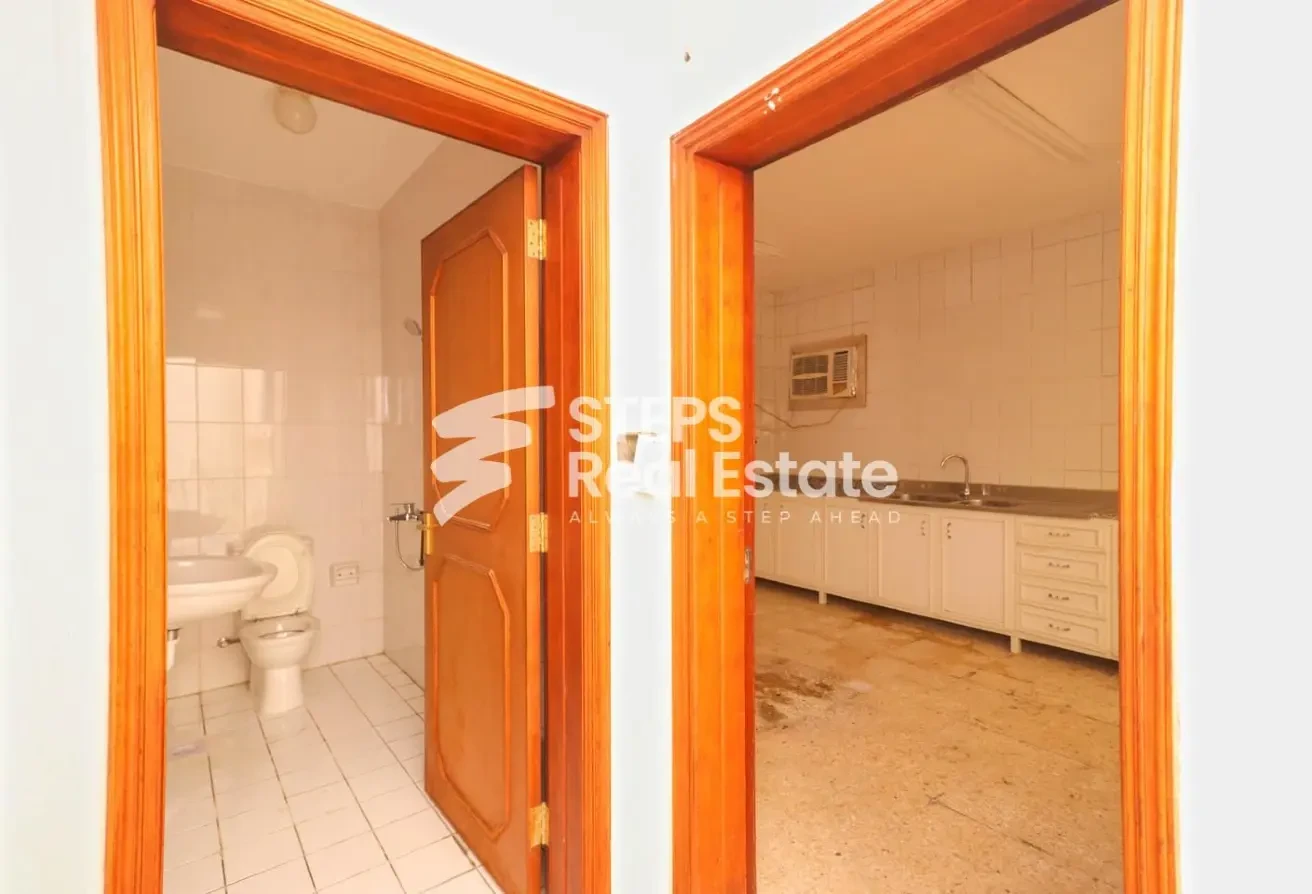 Semi Furnished Villa for Rent with Maid&#39;s room - Villa in Al Maamoura