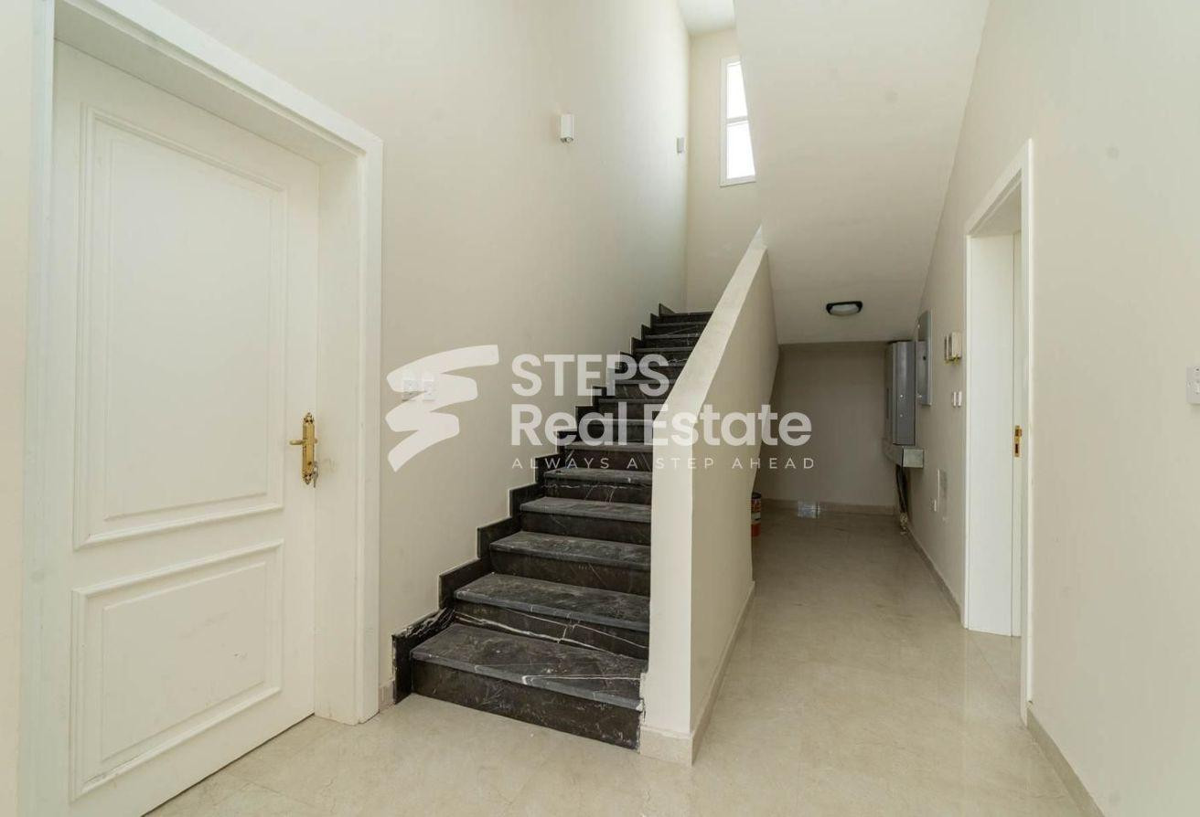 2 Spacious Brand New Villas in Umm Salal Ali - Villa in Umm Salal Ali
